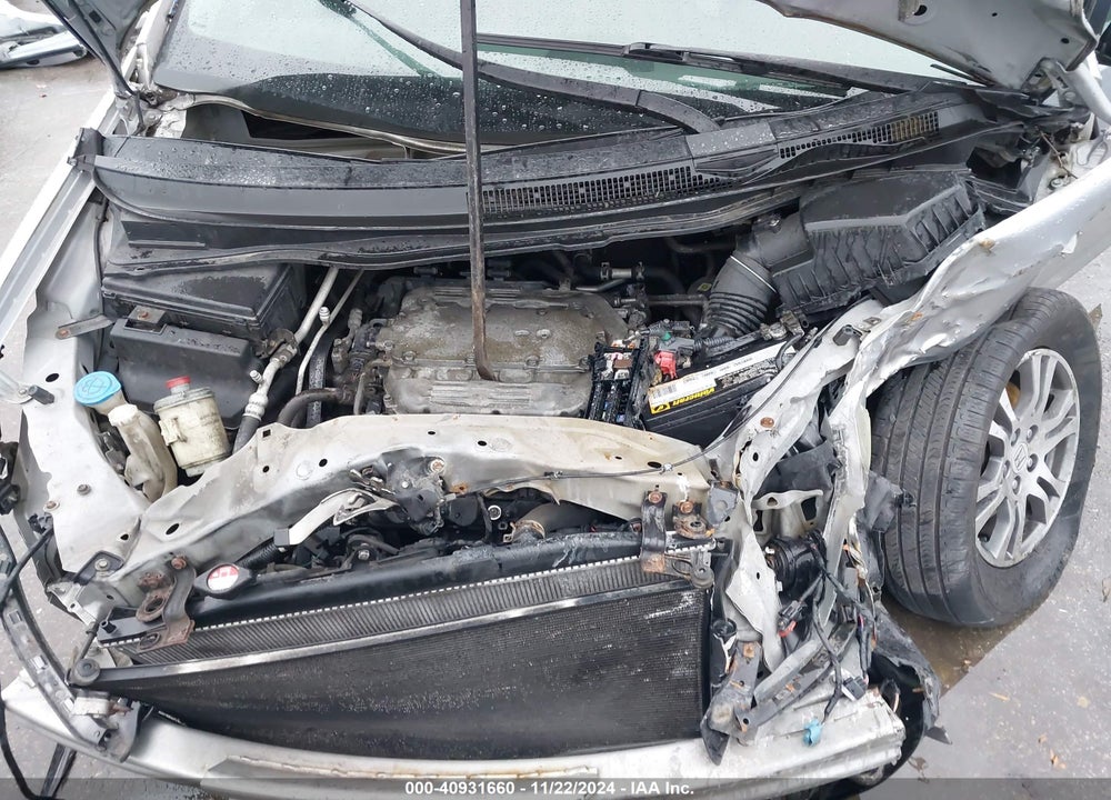 2011 HONDA ODYSSEY VIN: 5FNRL5H67BB038592