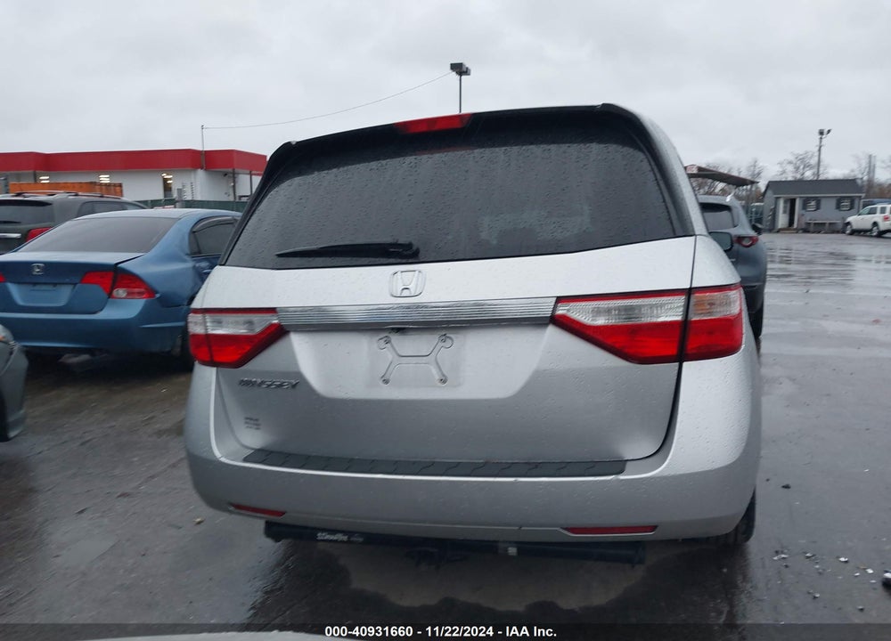 2011 HONDA ODYSSEY VIN: 5FNRL5H67BB038592