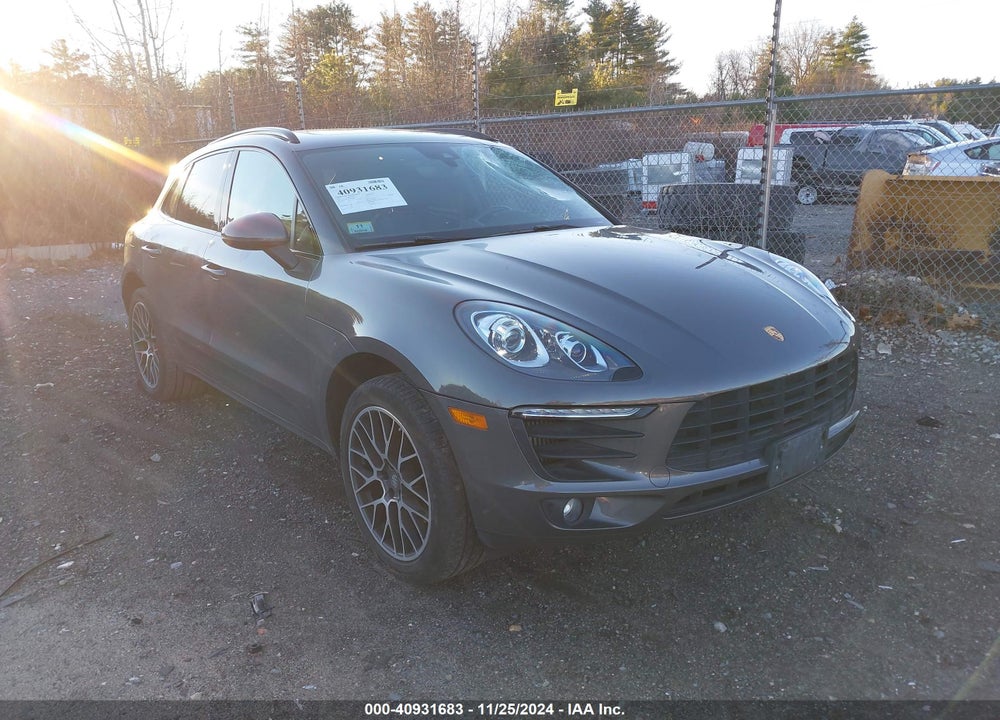 2018 PORSCHE MACAN S VIN: WP1AB2A57JLB30442