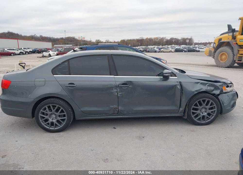 2014 VOLKSWAGEN JETTA 2.0L TDI VIN: 3VWLL7AJ6EM390012