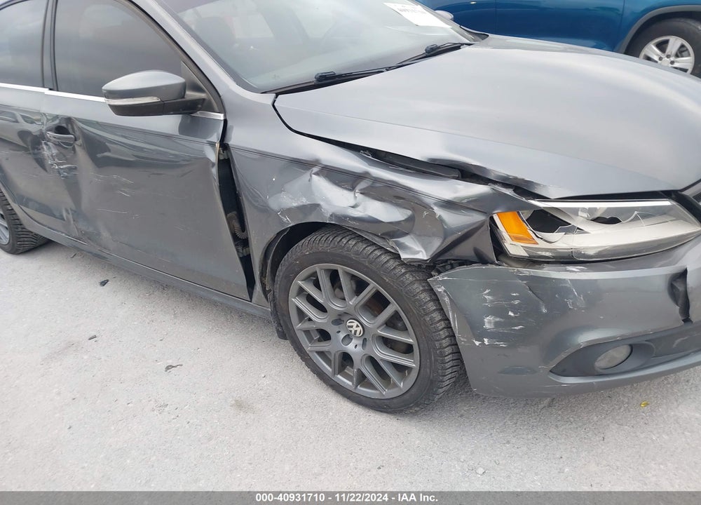 2014 VOLKSWAGEN JETTA 2.0L TDI VIN: 3VWLL7AJ6EM390012
