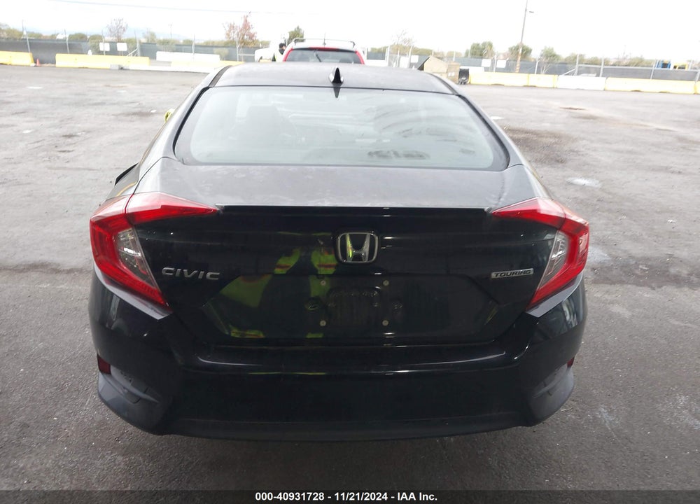 2018 HONDA CIVIC TOURING VIN: JHMFC1F9XJX019188