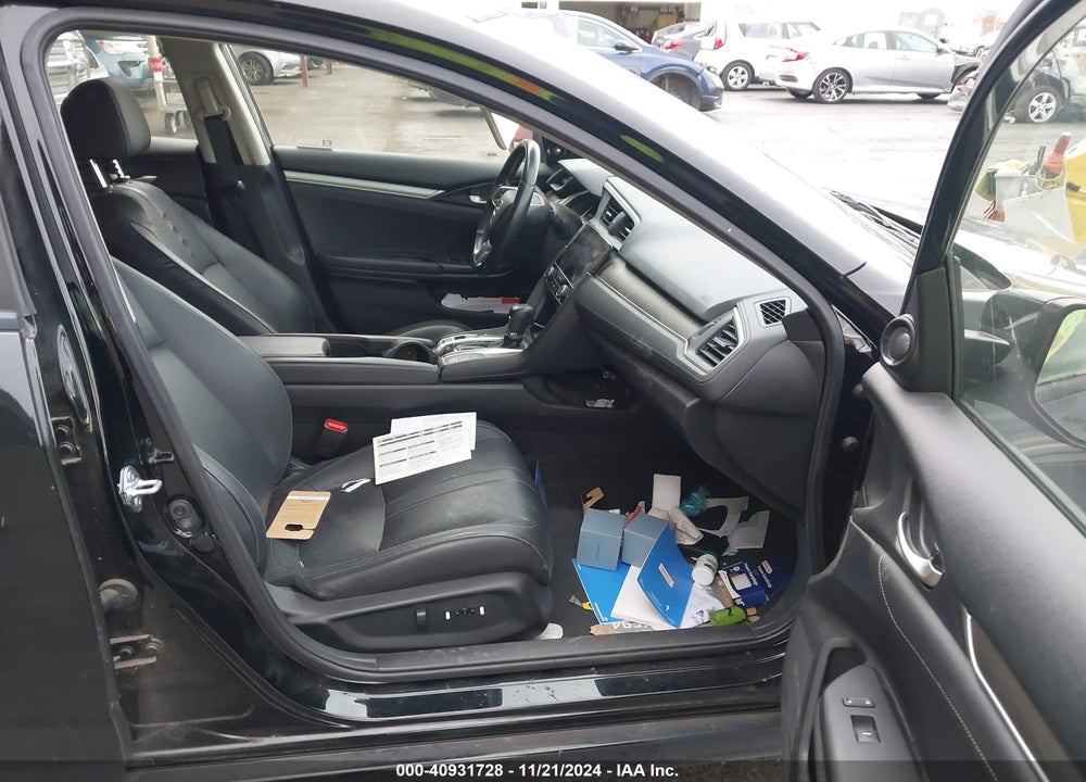 2018 HONDA CIVIC TOURING VIN: JHMFC1F9XJX019188