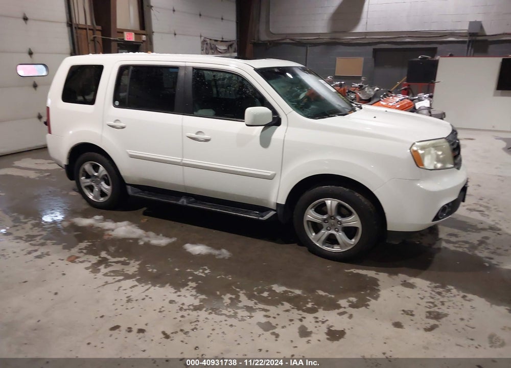 2013 HONDA PILOT EX-L VIN: 5FNYF4H51DB020547