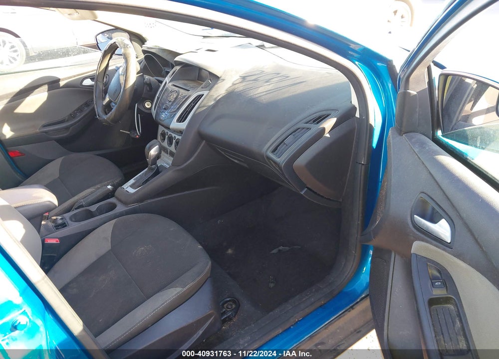 2014 FORD FOCUS VIN: 1FADP3F24EL172390