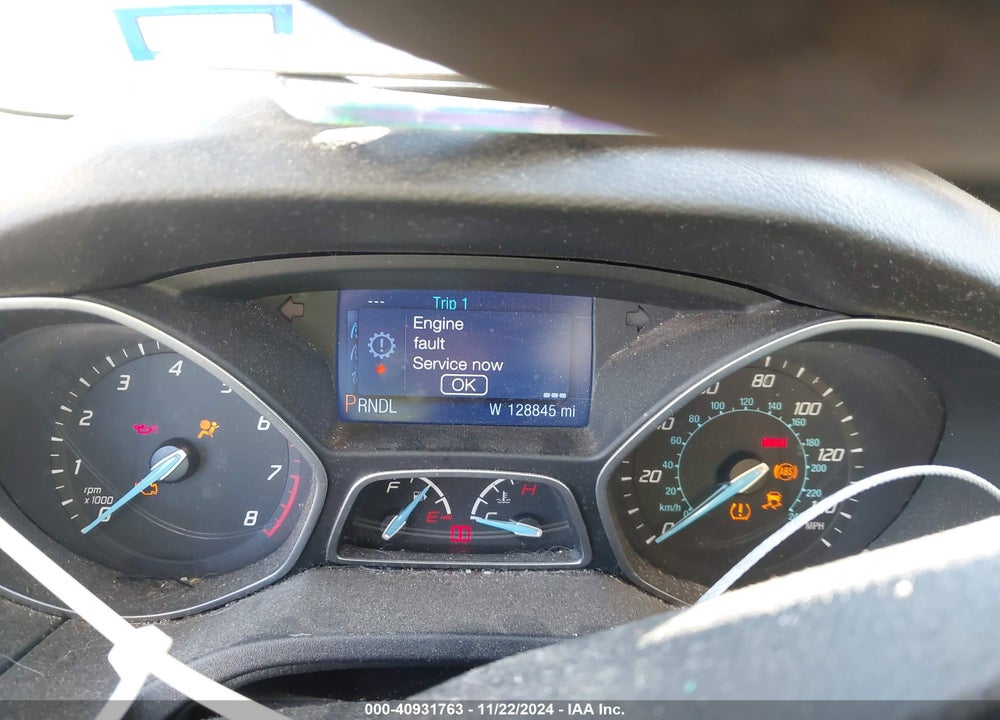 2014 FORD FOCUS VIN: 1FADP3F24EL172390