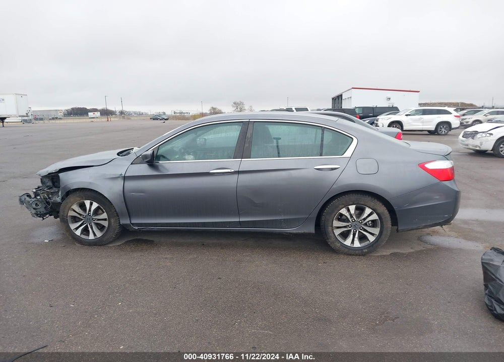 2013 HONDA ACCORD VIN: 1HGCR2F58DA057730