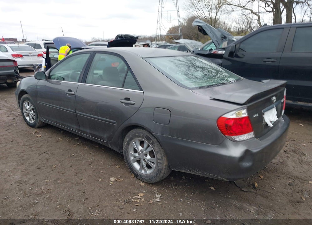 2005 TOYOTA CAMRY LE VIN: 4T1BE32K55U536433