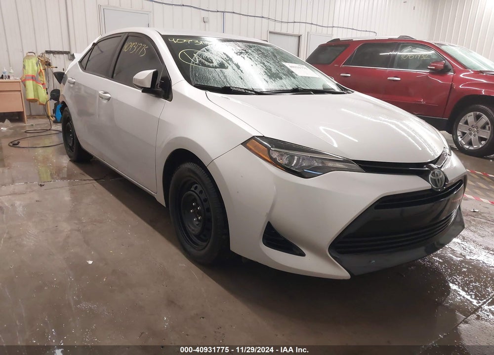 2017 TOYOTA COROLLA LE VIN: 2T1BURHE8HC790098