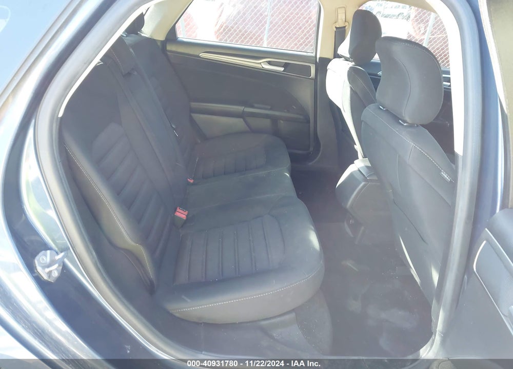 2018 FORD FUSION SE VIN: 3FA6P0H72JR104276