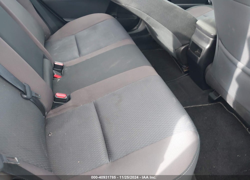 2019 TOYOTA COROLLA VIN: 2T1BURHE1KC151102