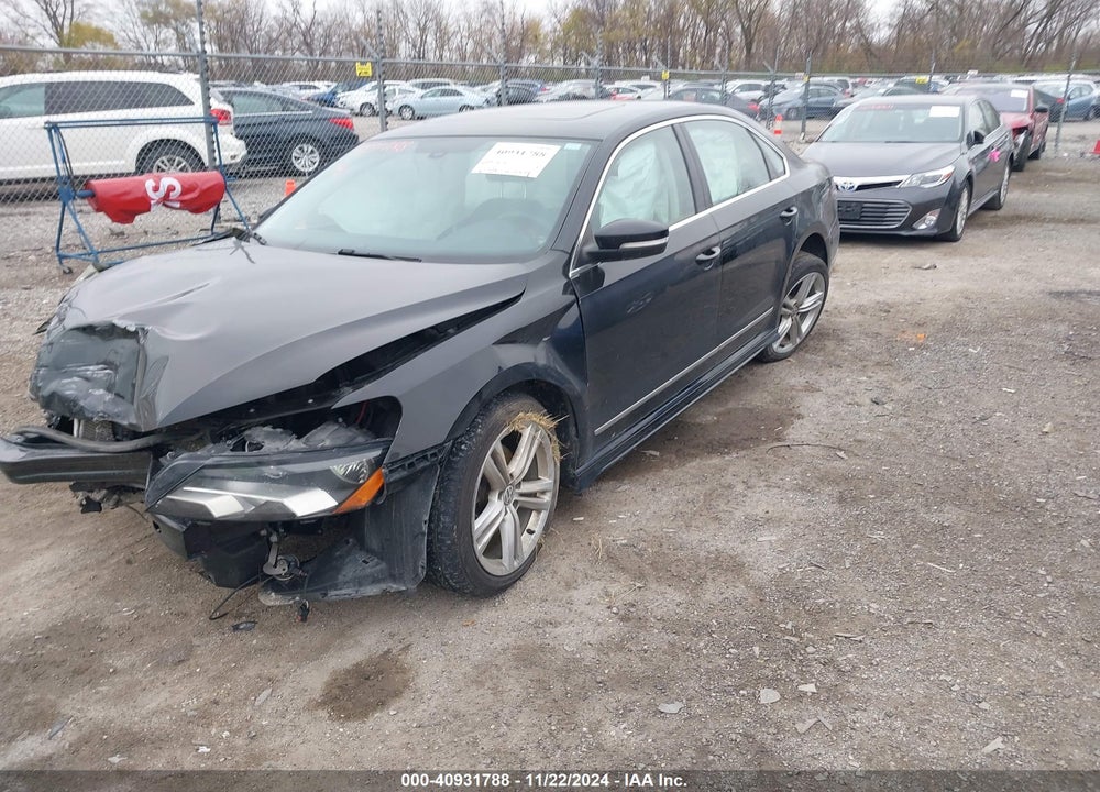 2015 VOLKSWAGEN PASSAT VIN: 1VWCM7A31FC117514