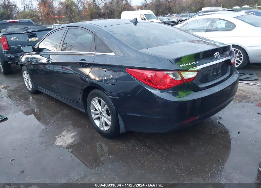 2013 HYUNDAI SONATA GLS VIN: 5NPEB4AC2DH620390