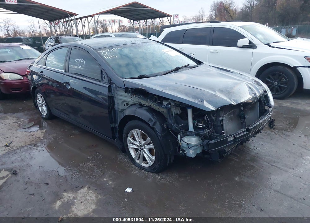 2013 HYUNDAI SONATA GLS VIN: 5NPEB4AC2DH620390