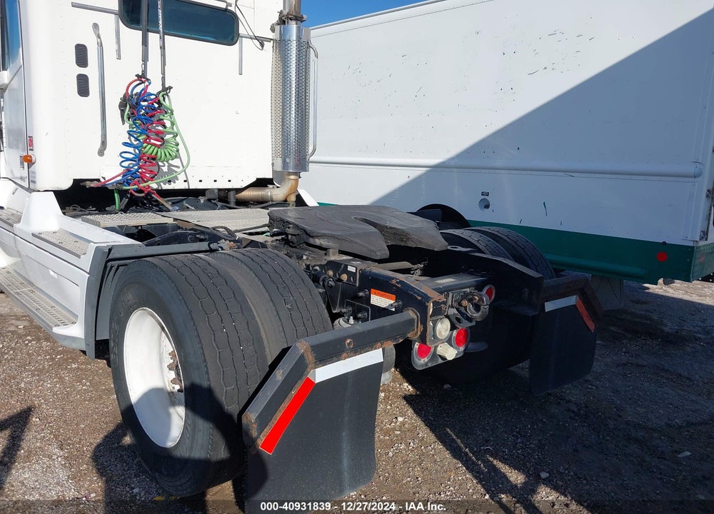 2002 FREIGHTLINER CONVENTIONAL ST112 VIN: 1FUBA8A822PJ88371