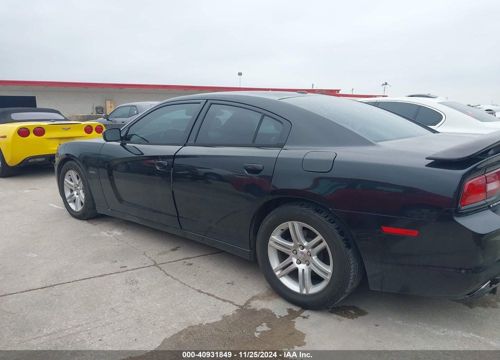 2011 DODGE CHARGER VIN: 2B3CL5CT0BH512784
