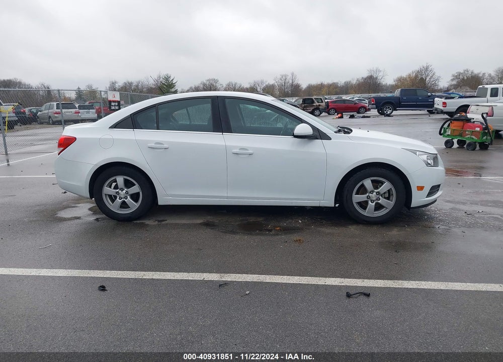 2014 CHEVROLET CRUZE 1LT AUTO VIN: 1G1PC5SB3E7477045