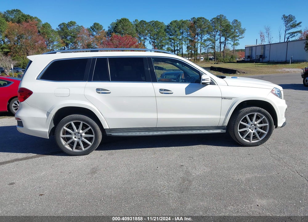 2015 MERCEDES-BENZ GL 550 4MATIC VIN: 4JGDF7DE9FA547846