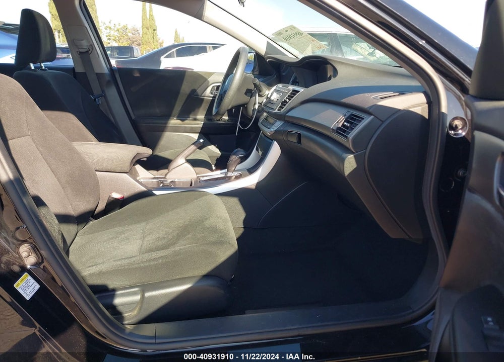 2013 HONDA ACCORD LX VIN: 1HGCR2F30DA164785