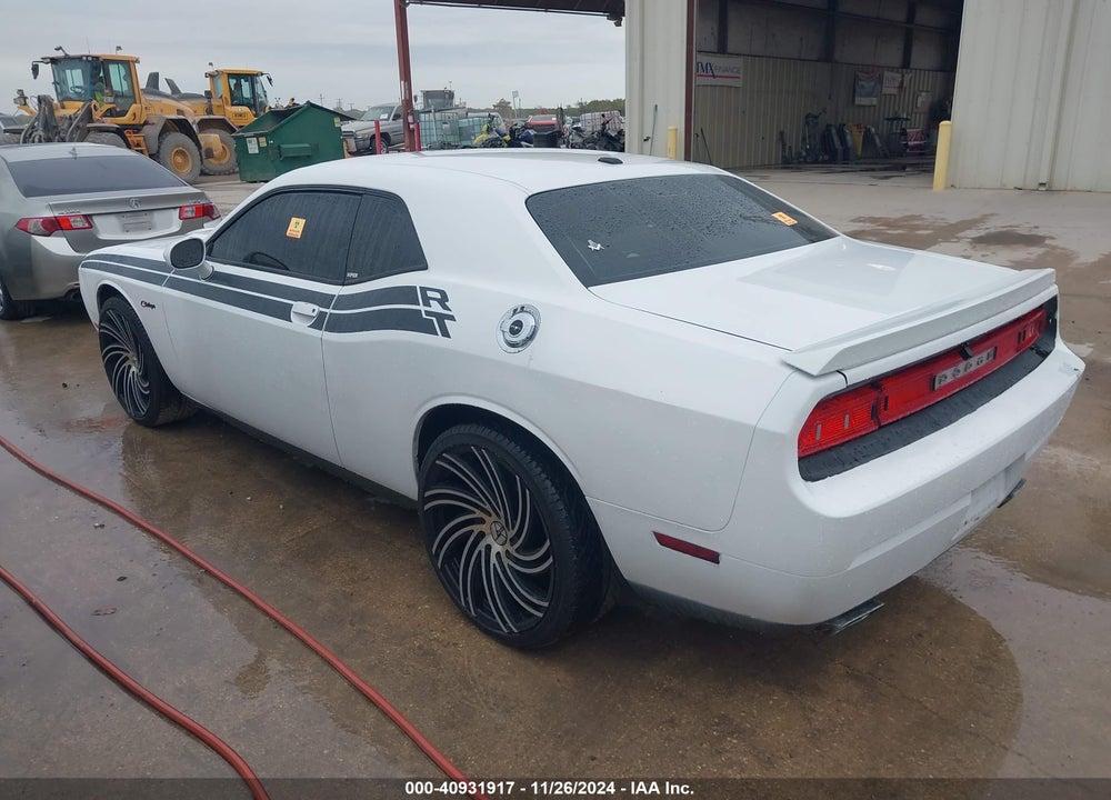 2011 DODGE CHALLENGER R/T VIN: 2B3CJ5DT0BH570639