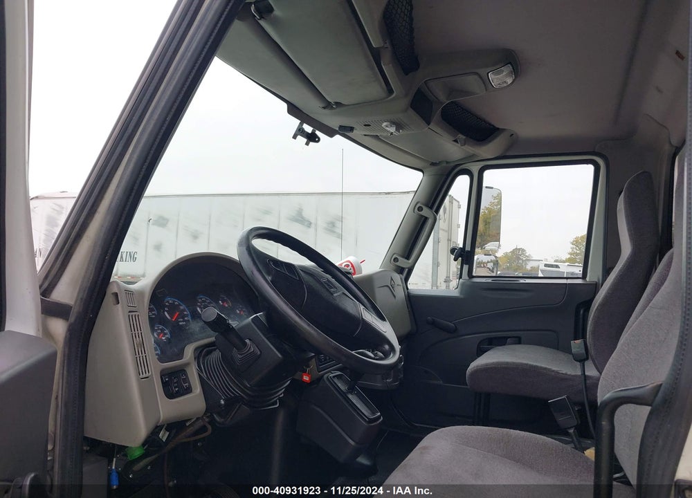 2018 INTERNATIONAL DURASTAR 4300 VIN: 3HAMMMMN7JL234980