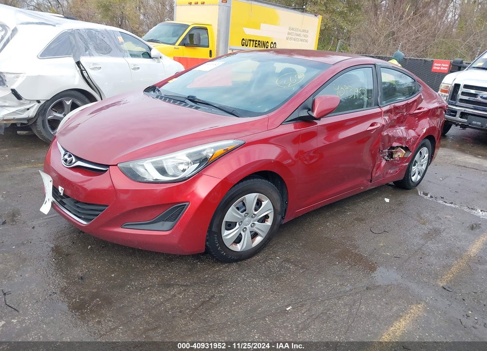 2016 HYUNDAI ELANTRA VIN: 5NPDH4AE9GH770495