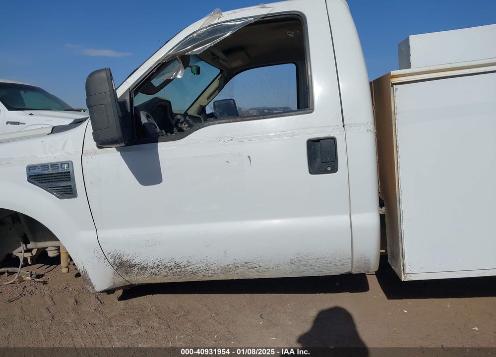 2008 FORD F-350 XL/XLT VIN: 1FDWF315X8EA79112
