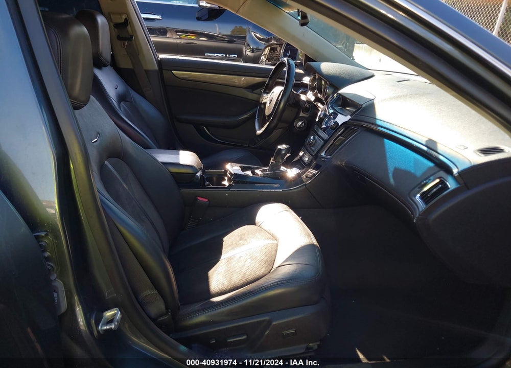 2011 CADILLAC CTS-V VIN: 1G6DV5EP5B0160158