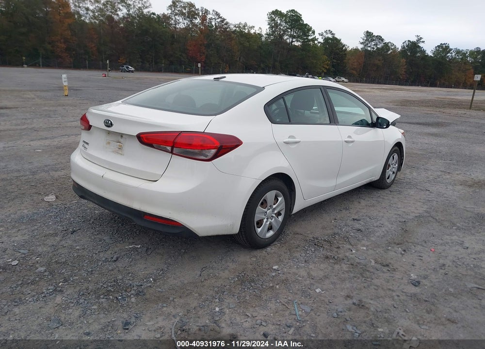 2017 KIA FORTE LX VIN: 3KPFK4A74HE013005