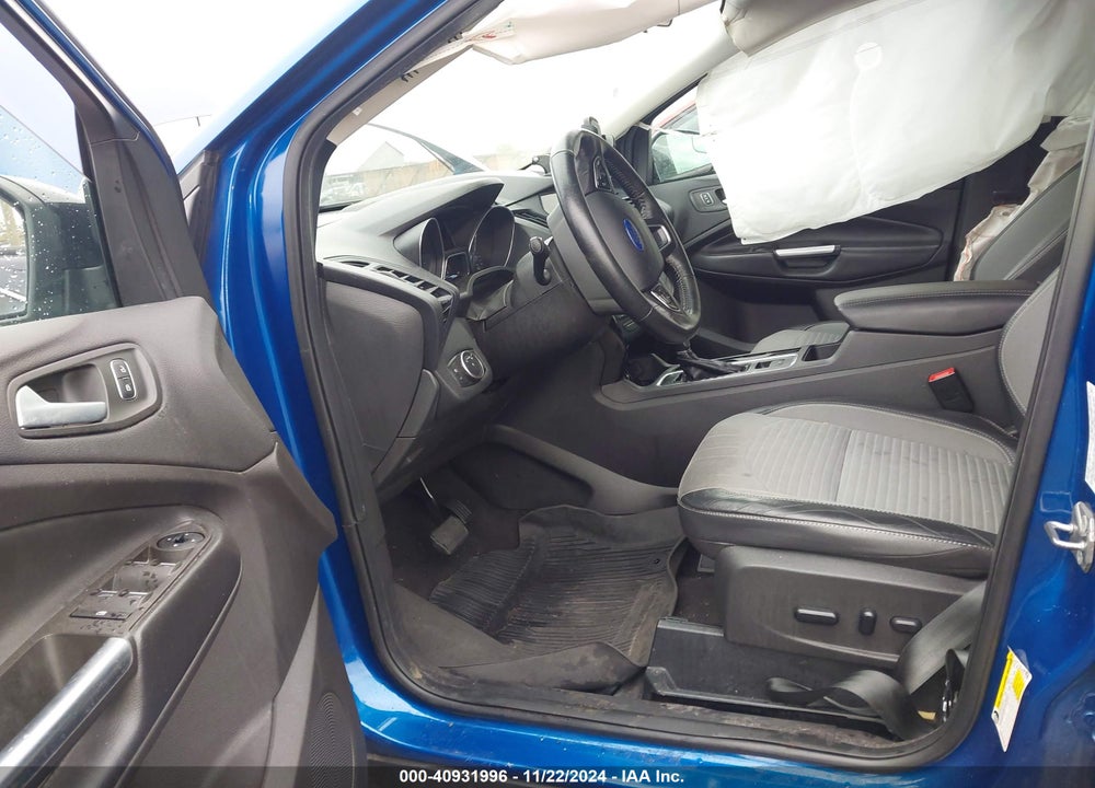 2019 FORD ESCAPE SE VIN: 1FMCU0GDXKUA95748