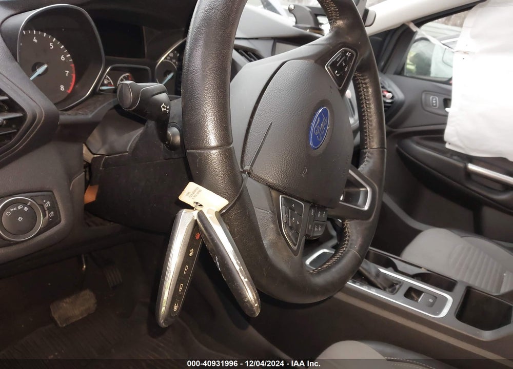 2019 FORD ESCAPE SE VIN: 1FMCU0GDXKUA95748