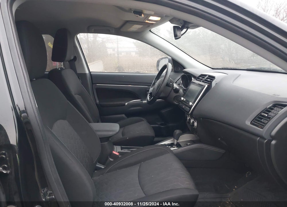 2021 MITSUBISHI OUTLANDER SPORT VIN: JA4ARUAU9MU017732