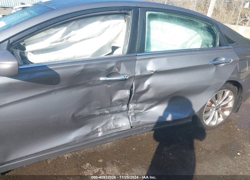 2011 HYUNDAI SONATA SE VIN: 5NPEC4AC5BH237988