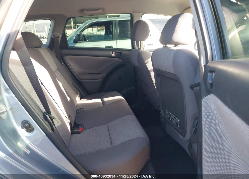 2004 TOYOTA MATRIX/XR VIN: 2T1KR32E54C181035