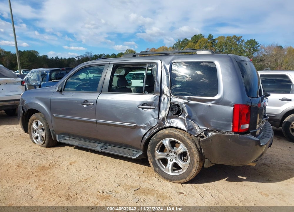 2015 HONDA PILOT EX-L VIN: 5FNYF4H6XFB008196