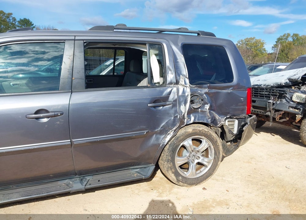 2015 HONDA PILOT EX-L VIN: 5FNYF4H6XFB008196