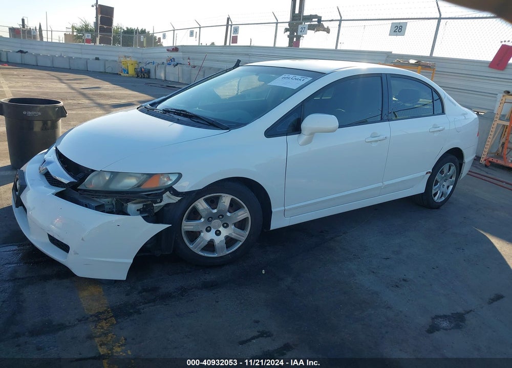 2010 HONDA CIVIC LX VIN: 19XFA1F55AE058646