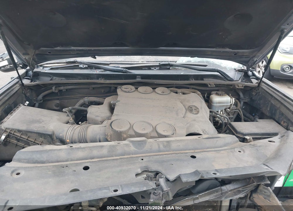 2011 TOYOTA 4RUNNER LIMITED V6 VIN: JTEBU5JR5B5049168