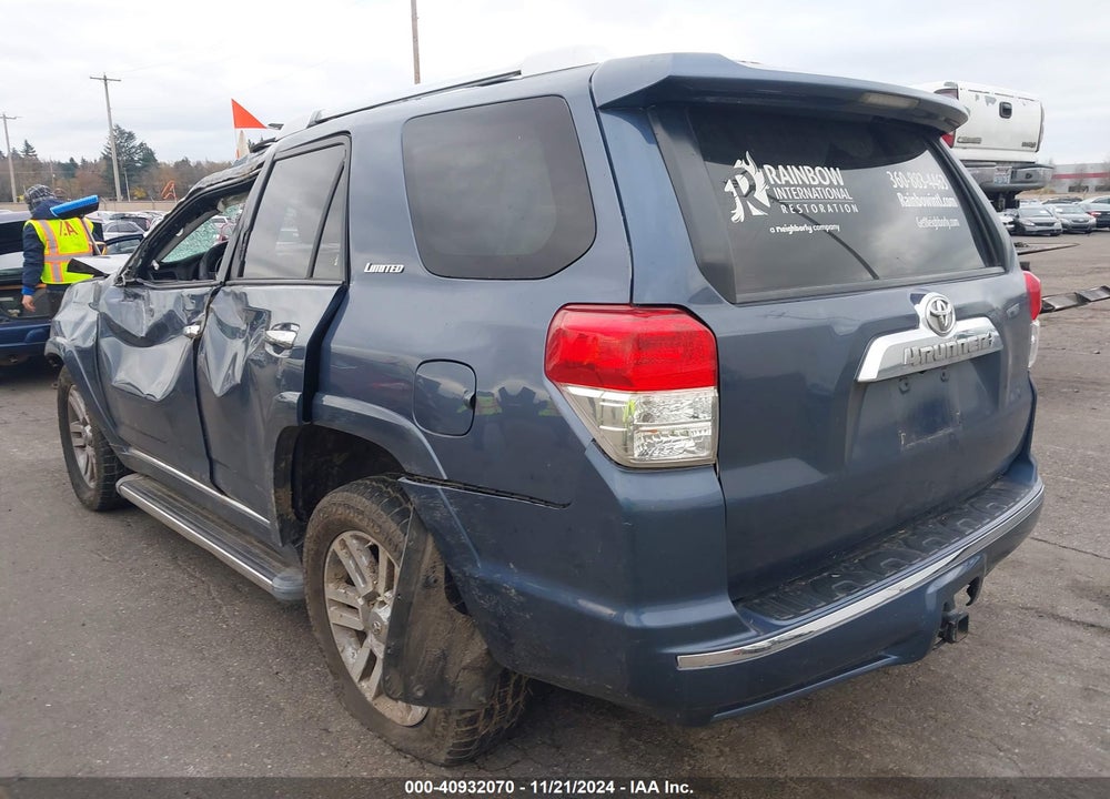 2011 TOYOTA 4RUNNER LIMITED V6 VIN: JTEBU5JR5B5049168