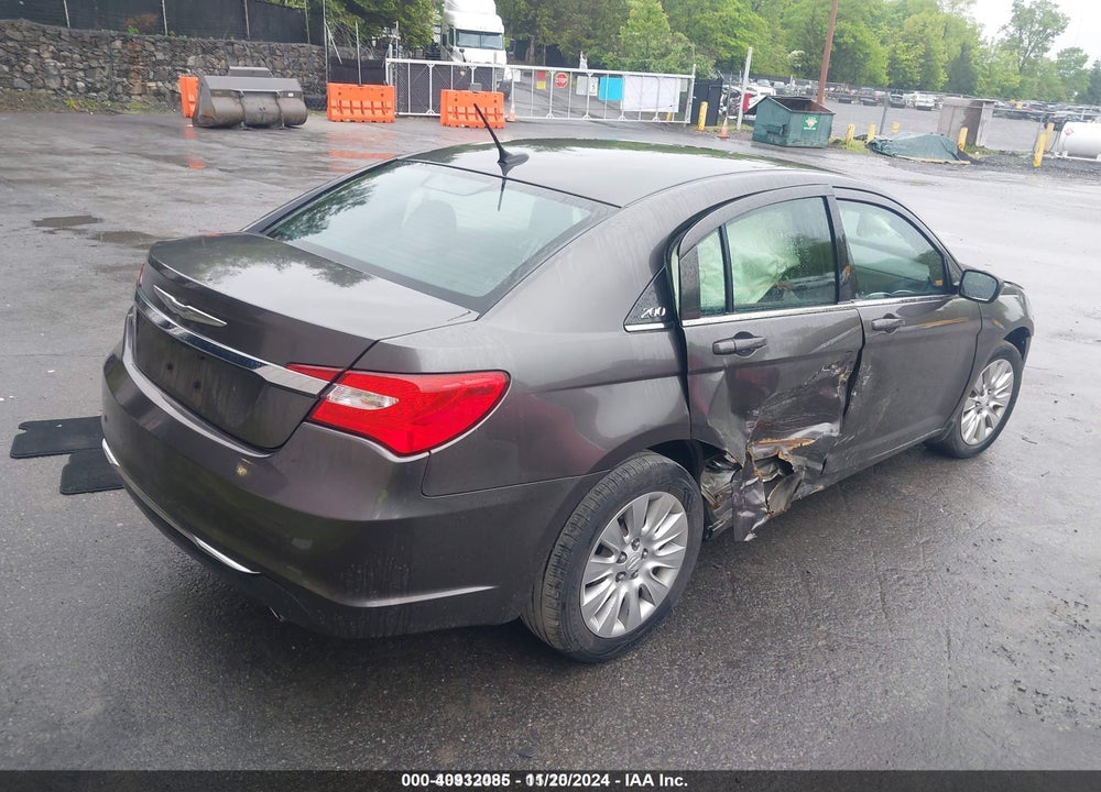 2014 CHRYSLER 200 VIN: 1C3CCBAG5EN179176