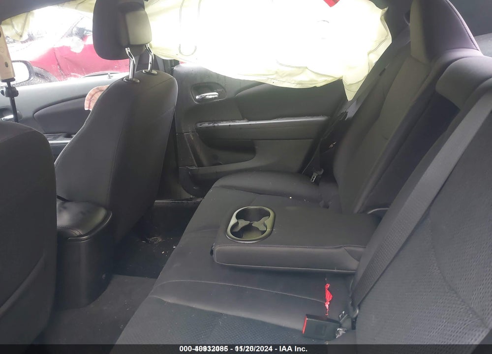 2014 CHRYSLER 200 VIN: 1C3CCBAG5EN179176