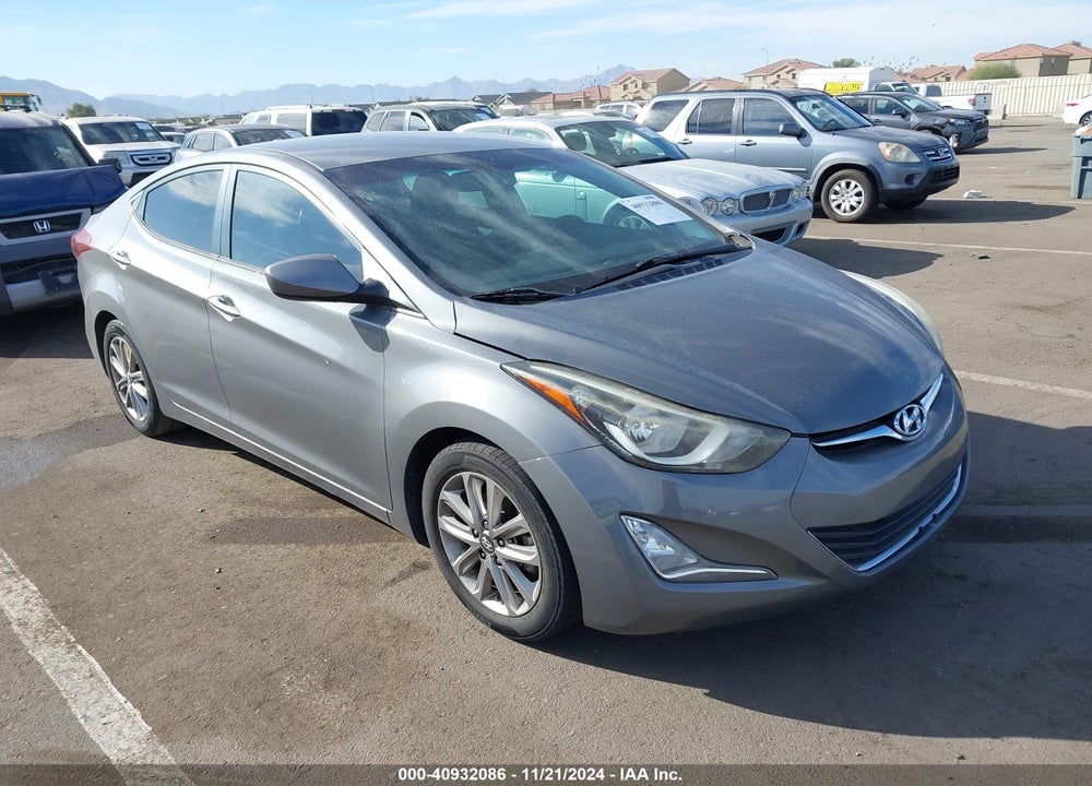 2014 HYUNDAI ELANTRA SE VIN: 5NPDH4AE8EH492590