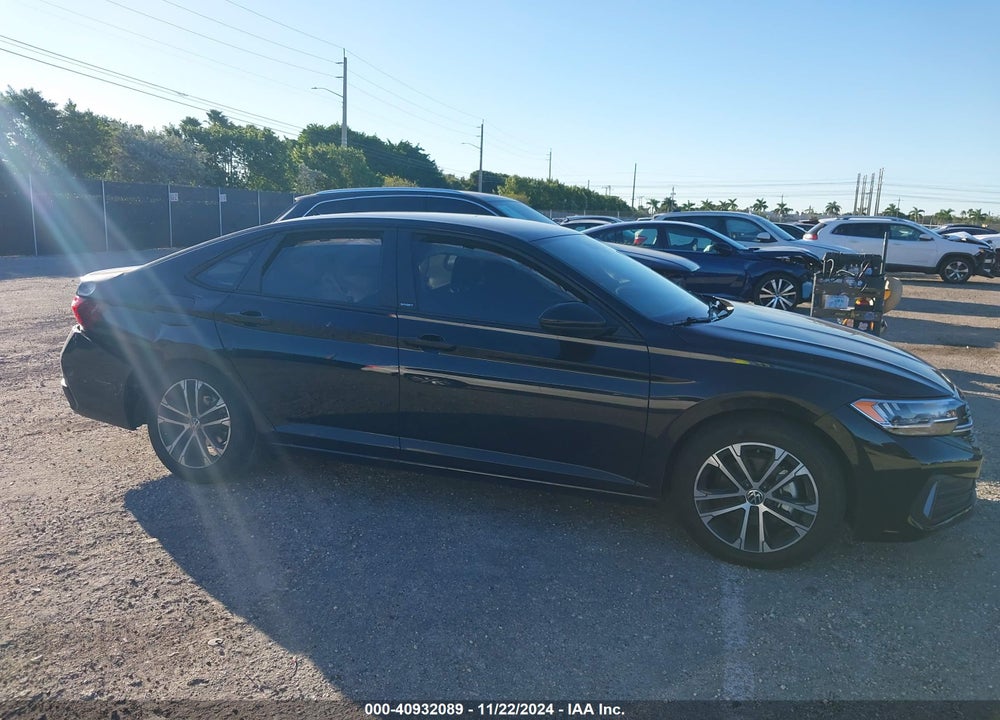 2024 VOLKSWAGEN JETTA 1.5T SPORT VIN: 3VWBM7BU5RM067366