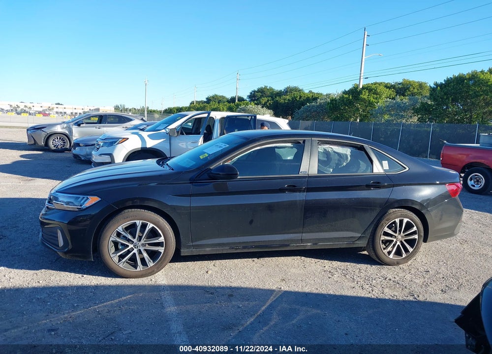 2024 VOLKSWAGEN JETTA 1.5T SPORT VIN: 3VWBM7BU5RM067366