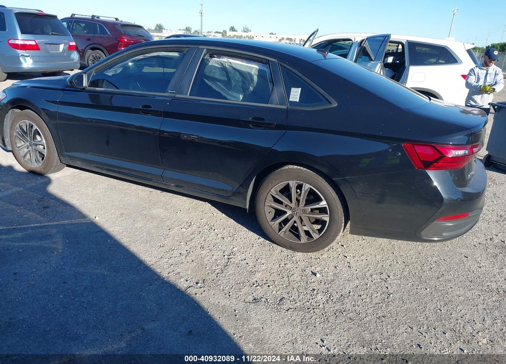 2024 VOLKSWAGEN JETTA 1.5T SPORT VIN: 3VWBM7BU5RM067366