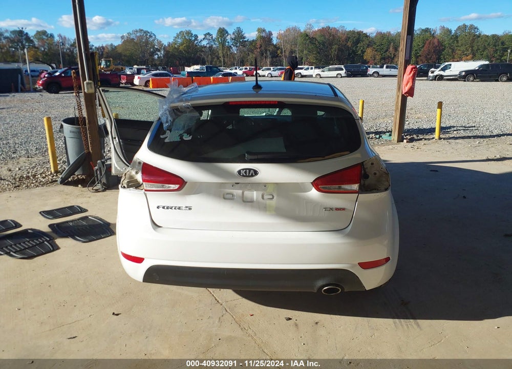 2014 KIA FORTE EX VIN: KNAFX5A87E5241648