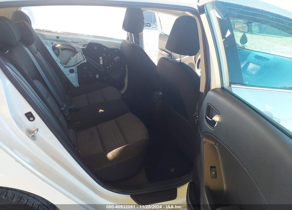 2014 KIA FORTE EX VIN: KNAFX5A87E5241648