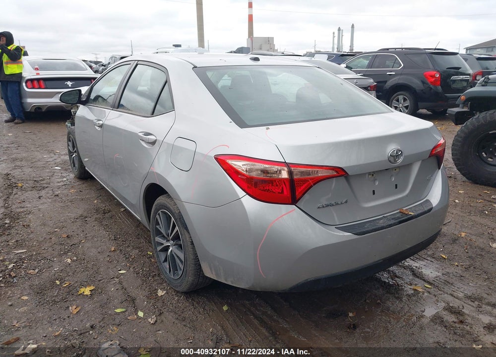 2017 TOYOTA COROLLA L/LE/XLE/SE/XSE VIN: 5YFBURHE5HP629952