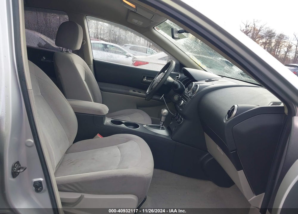 2011 NISSAN ROGUE S VIN: JN8AS5MV7BW252379