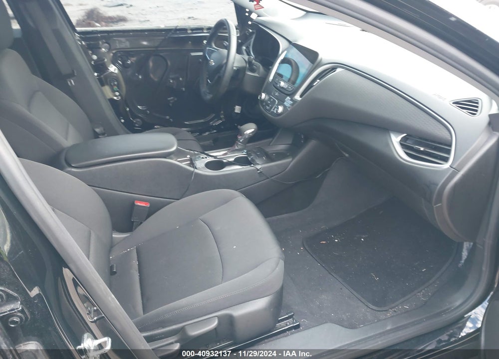 2023 CHEVROLET MALIBU FWD RS VIN: 1G1ZG5ST4PF150586